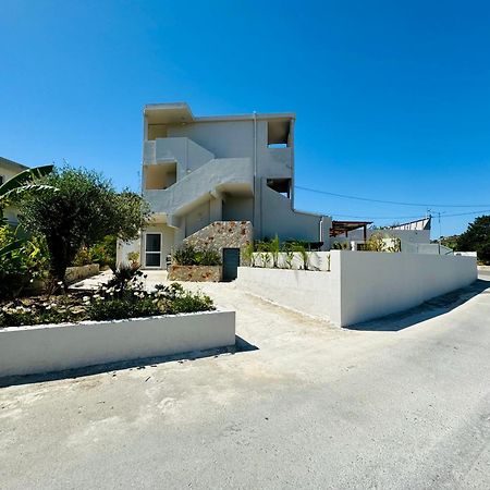 Peter's Place deluxe studios Faliraki Esterno foto